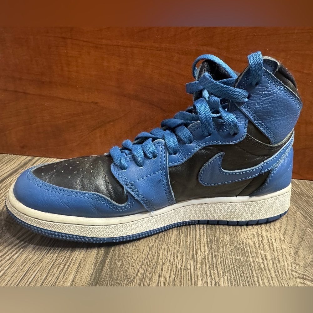 Nike Black and Blue Sneakers High-Top Leather - Picture 10 of 14